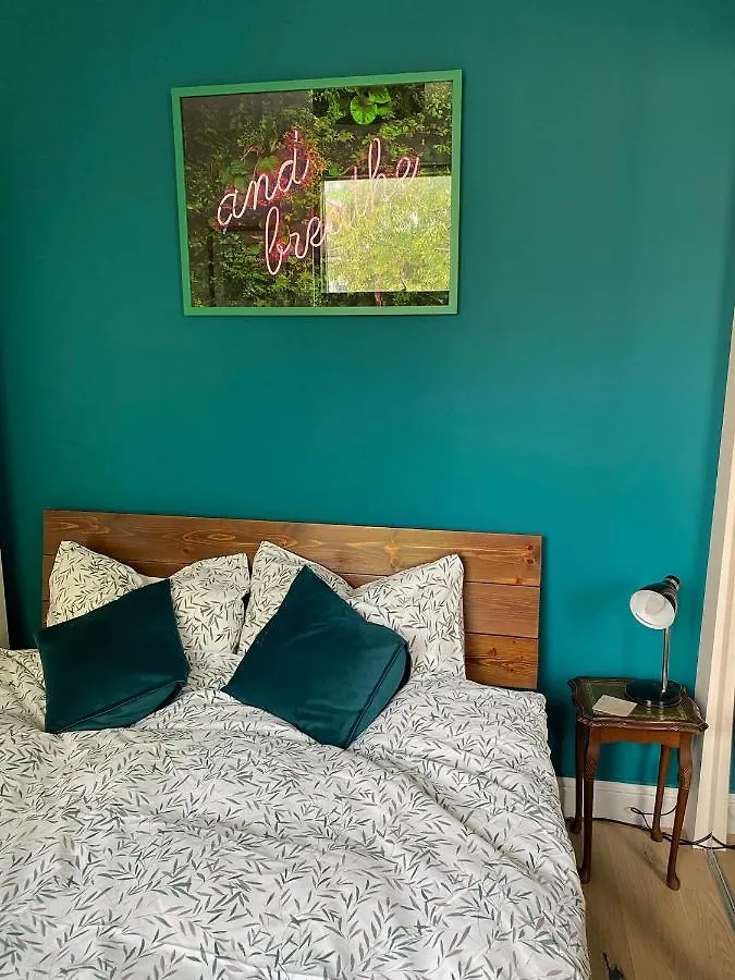 Bright & Beautiful Loft 10Mins To Shoreditch London Apartment